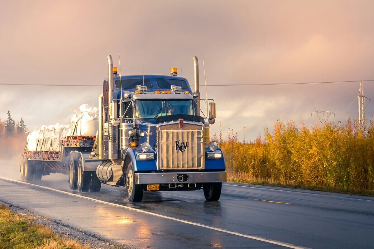 semi truck parking lots